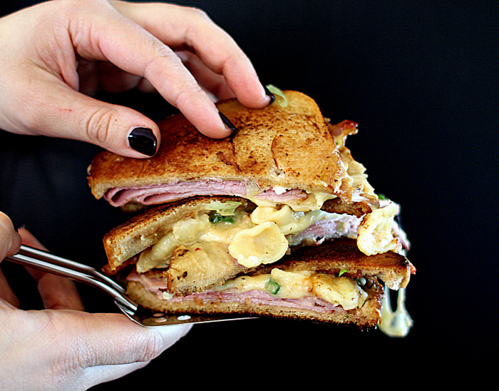 Gastromand vs. Food: The Mac ‘n’ Cheese Sandwich