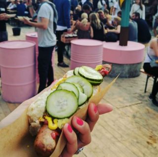Jagten på Danmarks bedste festivalsnack: Luksus, mad og musik i Lejet